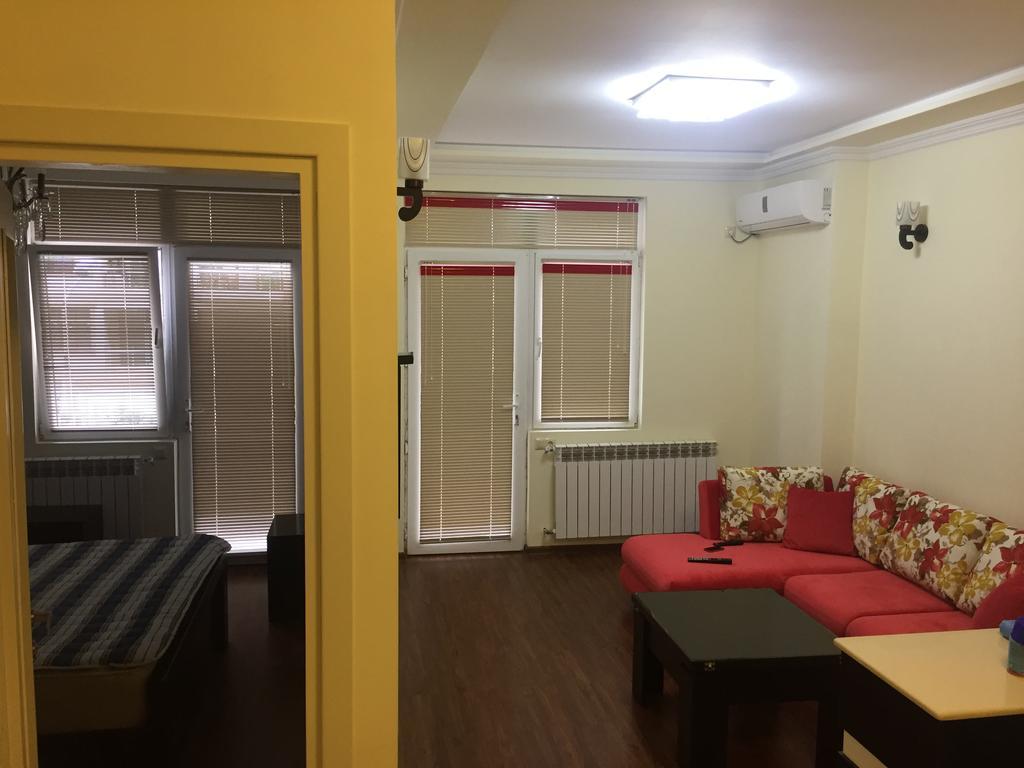 Chemi Saxli Apartment Batumi Exterior foto